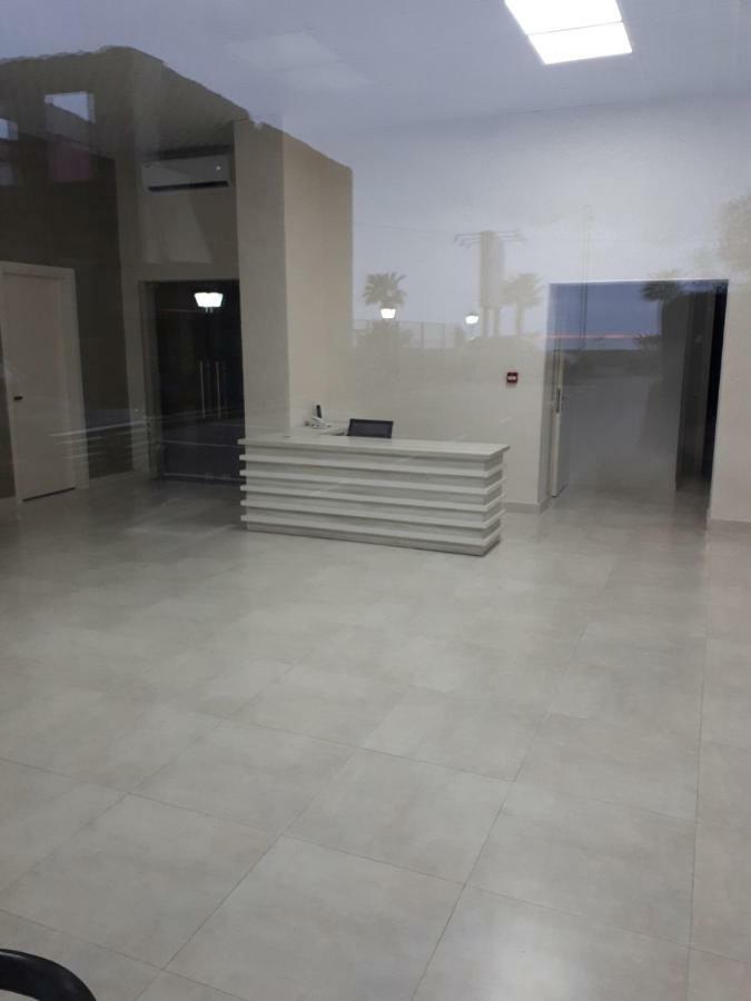 Jemka'S Modern Apartment Батуми Екстериор снимка